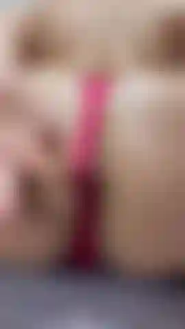 Joue dur mon gros cul.