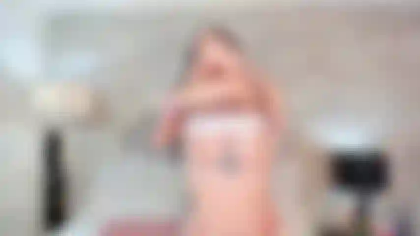 Regarde-moi jouer avec moi-même.