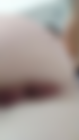 Mon clitoris et mon anus dans ton visage ? Ok.