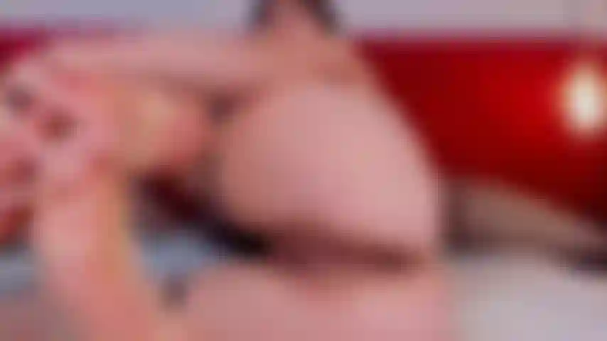 Mon cul a faim de bite.