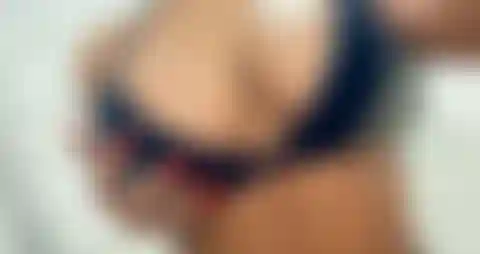 Coquine titty tease.