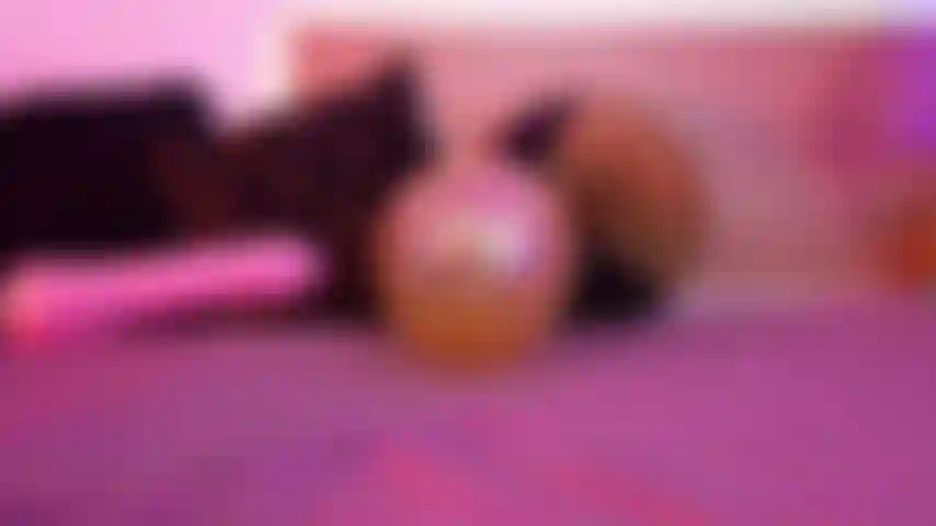 Rencontrez taras montre du gros sperme sur le visage.