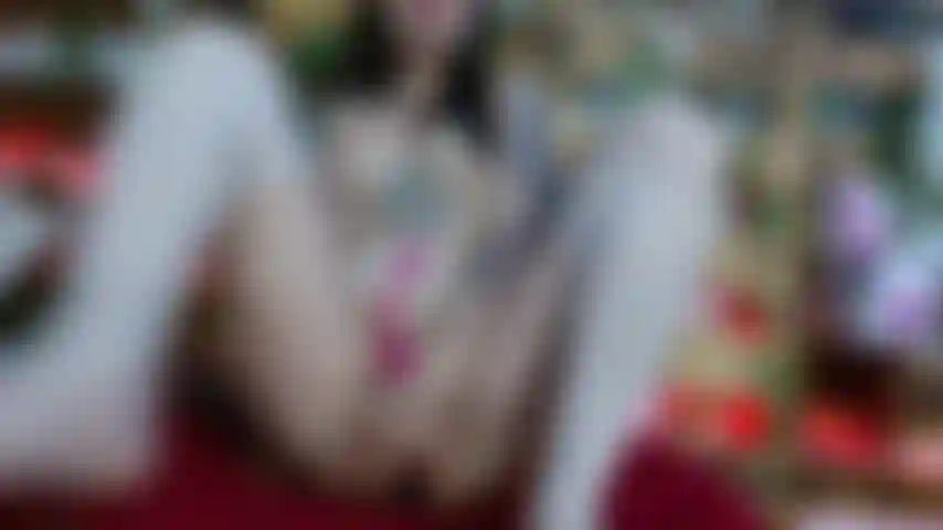 My videos are not a luxury... they are a necessity that you still don't know you have to see me enjoying and moaning of so much pleasure I feel when you vibrate my clitoris while I play with my fingers inside