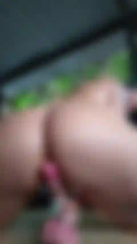 Je monte sur mon gode.