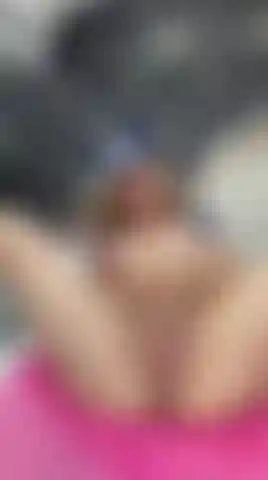 I bet you've never seen a sexy policewoman squirting while others watch her, have you?  i fuck my pussy with a lot of love and i just cum with squirt, tell if you love it