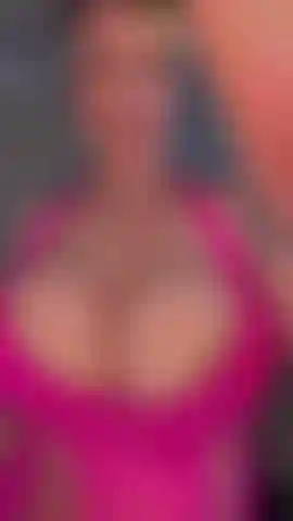 Full body tease huge tit flash