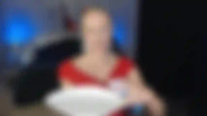 Boucles d'oreilles pendantes visage pie.