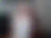 Alexa est une mariée dominante et prend le contrôle dans cette vidéo torride de "nuit de noces" !