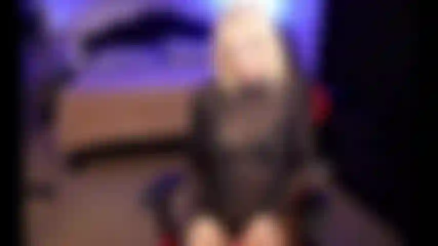 Superpose du nylon et je baise des oreillers.