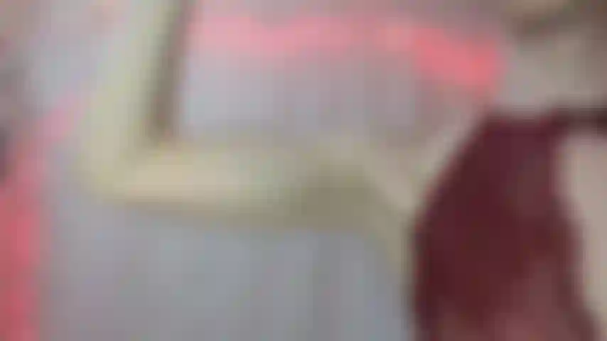 Adoration du corps et des muscles en lingerie.