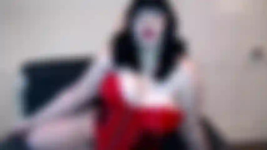 Personne ne veut le sperme d'un perdant. Surtout pas une pathétique petite perdante comme toi. Ce n'est même pas assez bon pour être éjecté dans un mouchoir ou ta chaussette branlante. Il n'y a qu'un seul endroit où votre sperme perdant appartient.