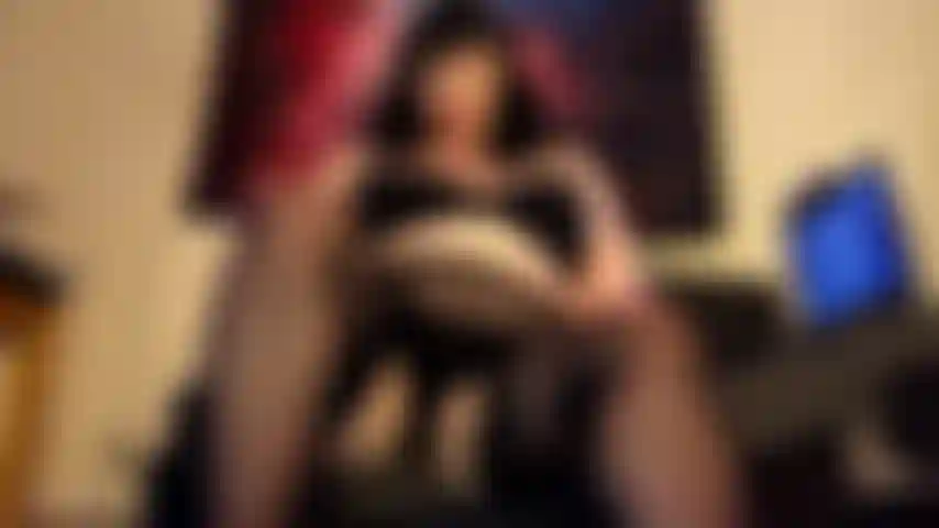 Adorez mes bas noirs.