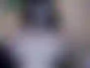 Quand j'huile mes seins généreux, je sais que tu vas être dure. Quand je te taquine avec mes gros seins d'huile, tu vas probablement exploser !