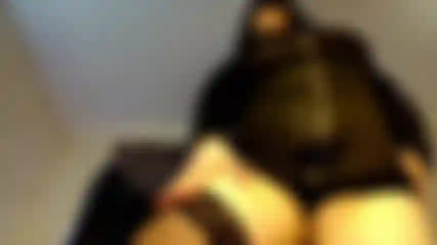 Un pervers sous la jupe puni.