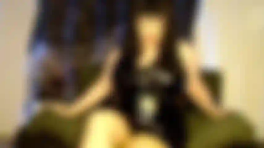 La masturbation mortelle marche la tâche de baise.