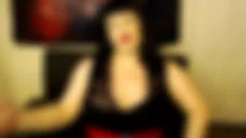 Gloryhole cum slut.
