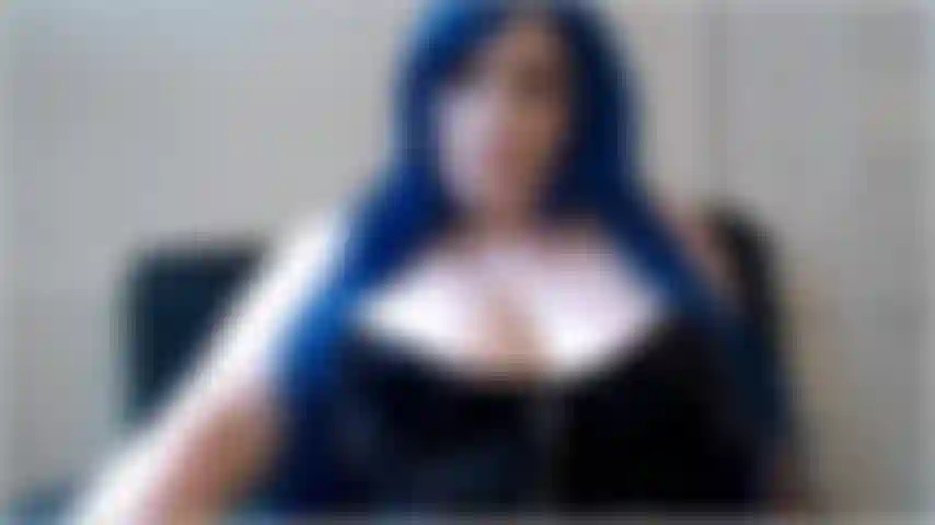 Supplie d'être vidée à chaque fois que tu me regardes, tu es tellement excitée. Ta bite palpite et tu ne peux pas résister à caresser. Tu sais que tu es faible pour moi, n'est-ce pas ? Tu es accro à ce sentiment.
