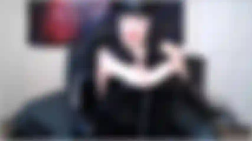 Une tâche de branlette sadique.