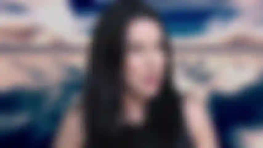 Détendez-vous et plongez plus profondément dans une transe pour moi. Abandonnant toutes tes pensées et me laissant entrer de plus en plus profondément. Si profondément sous mon charme, suivez mes instructions et profitez d'un compte à rebours de sperme à la fin.