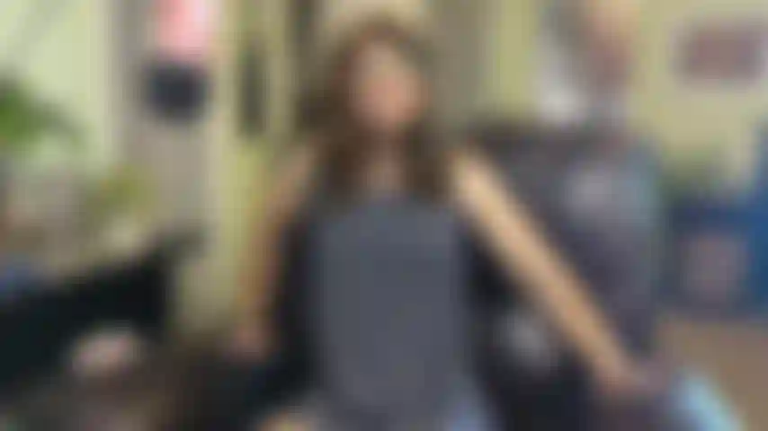 Linzy19 insérant mon plug anal et exhibant ce cul.