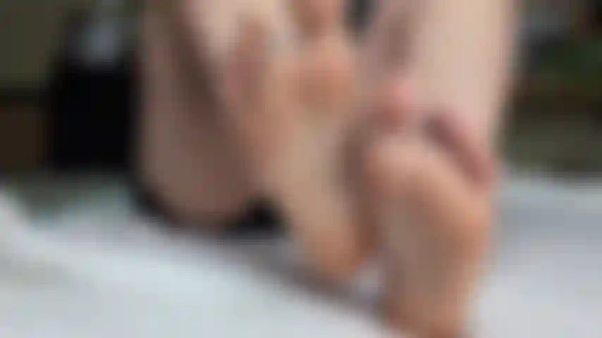 Oiled Up Feet Closeup Show