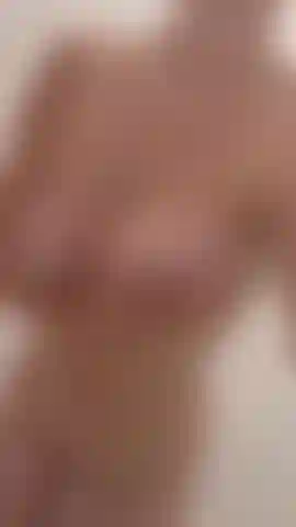 Playing with myself in the shower squirting milk from my boobs