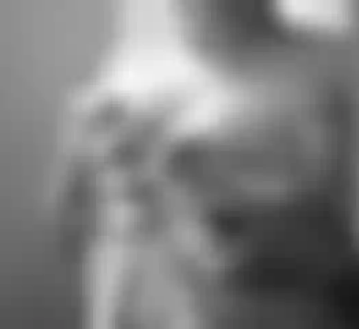 Des seins savonneux.