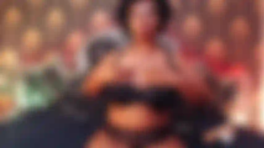 Il est temps de s'amuser sans vêtements !