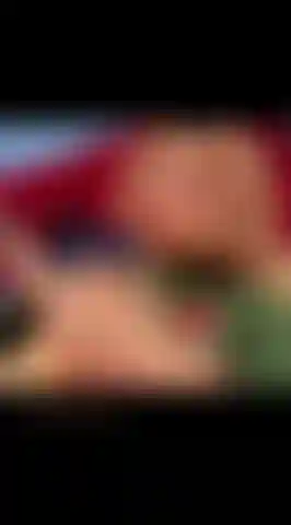 Continuez à pratiquer le ukulélé.