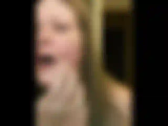 Routine de maquillage.