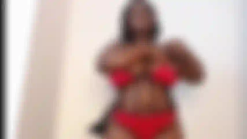 Baise profonde avec un gode.