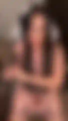 Je baise et je jouis dans ma chatte de poche !