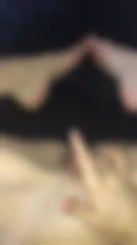 Gros plan pu$$y masturbation.