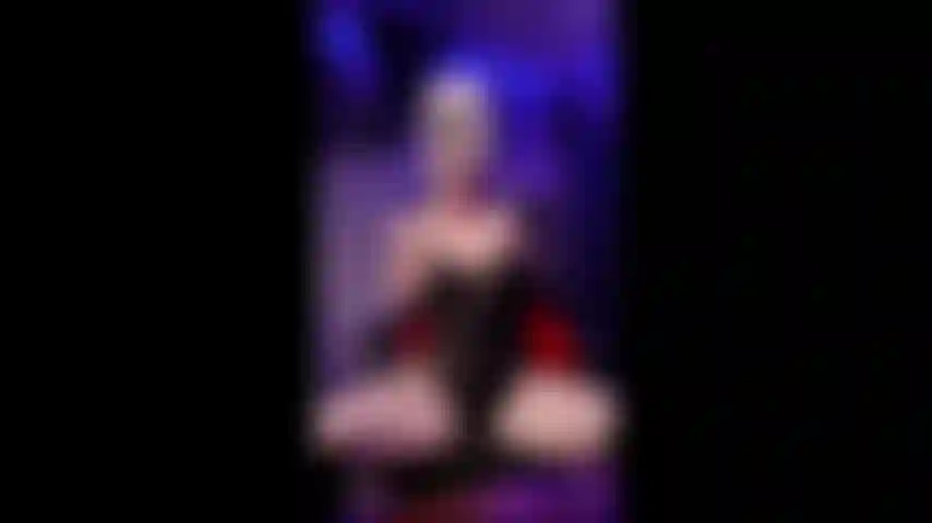 Lace_&_leather.. Je suis tellement excitée et je veux juste que mes trous soient si bien baisés.. Ouvre-moi et remplis-moi ! J'ai besoin de gicler sur ta bite !! Viens me le donner papa !!