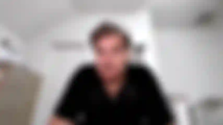 Humiliation verbale cocu. Tu as une petite bite et je vais mettre ta femme enceinte.