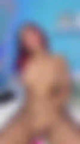 Playing with my pussy