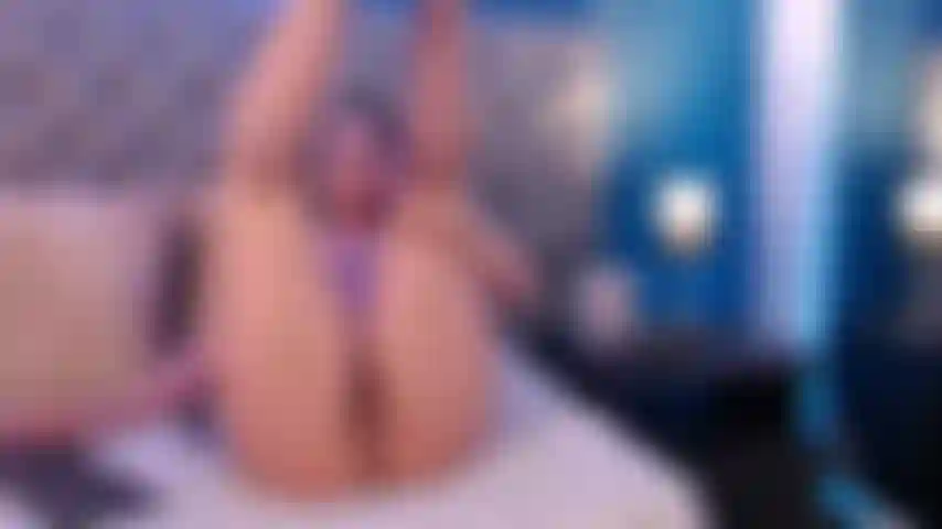 Je veux ta bite dans ma chatte.