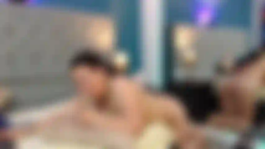 Gorge profonde avec cette grosse bite.