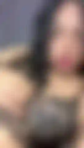 My mouth is wide open and I really want you to fill it.