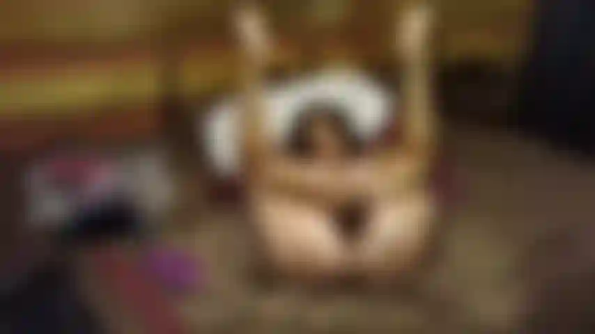 Les jambes en arrière me baisant, éjaculant dans ma douche, bj, et putain de jouet en levrette en gros plan, amusant de parler sale!