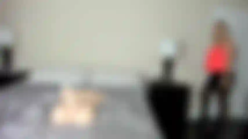 Mon jouet nommé théo. Corps torse. ( Solo).