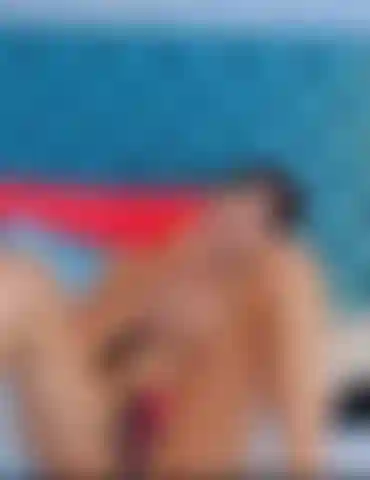 Hi Dear, play with my nipples and make me moan with pleasure!