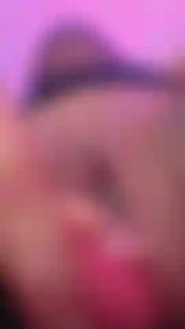 Baise la chatte de près avec vibreur !