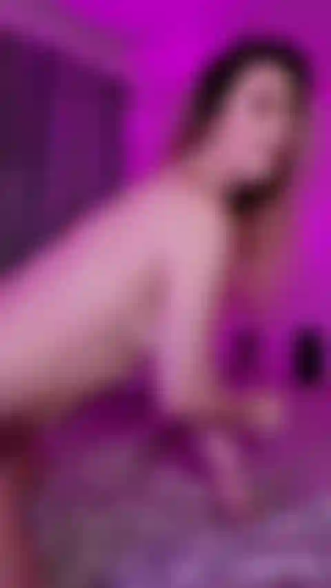 Montrant mon butin pour mes habitués. Il adore ça !