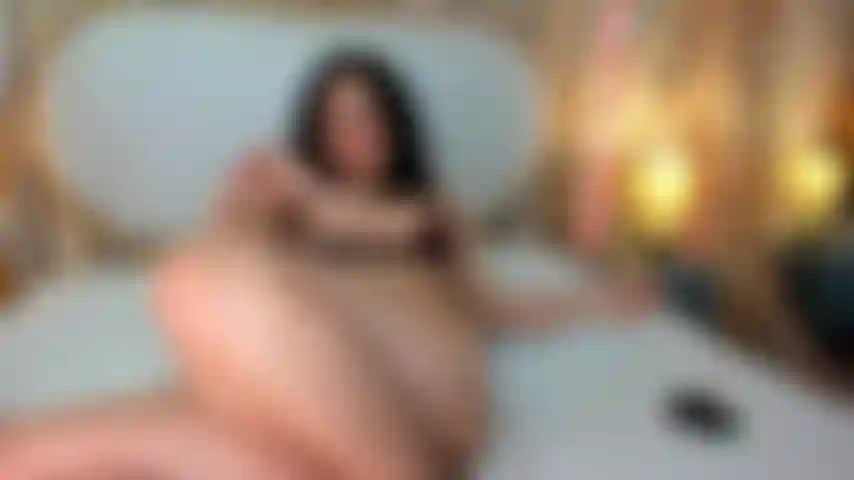 Masturbation dans la chambre d'hôtel.