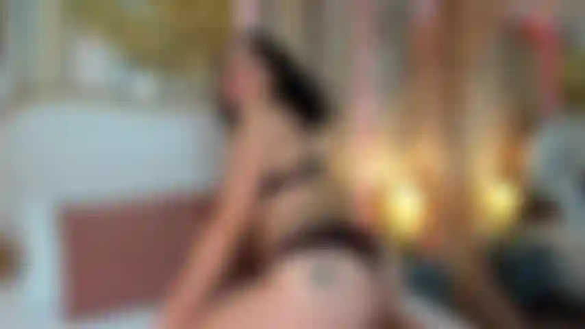 Une latina rinisée a besoin d'une bite après une culotte vibrante.