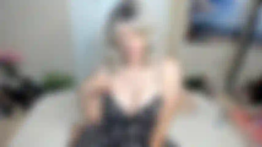 Jeu de rôle de cocu de sissy printanière.