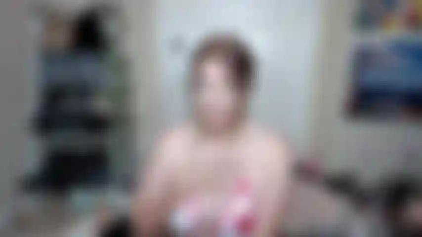 L'infirmière en démolition se venge de votre femme.