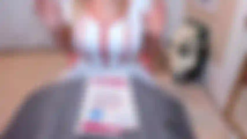 J'enfile et j'enlève des gants.