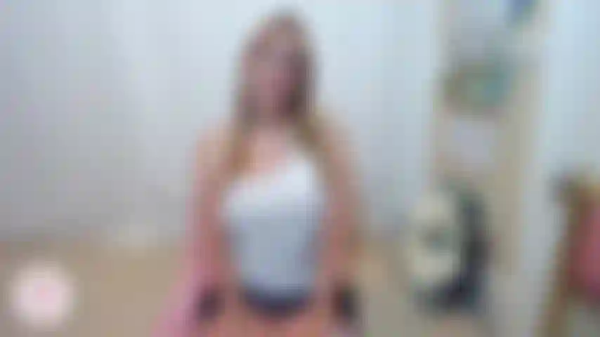 Panty pervert obtient ce qu'il mérite.